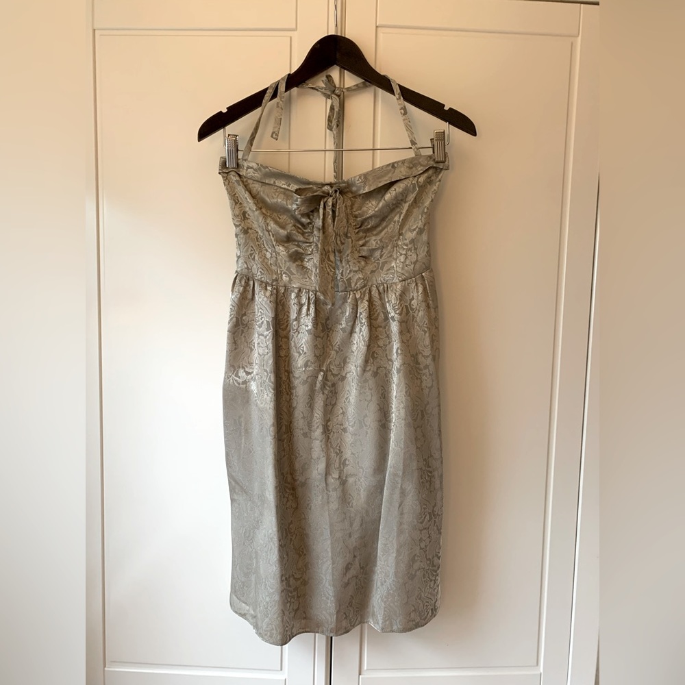 Silk brocade knee-length dress.